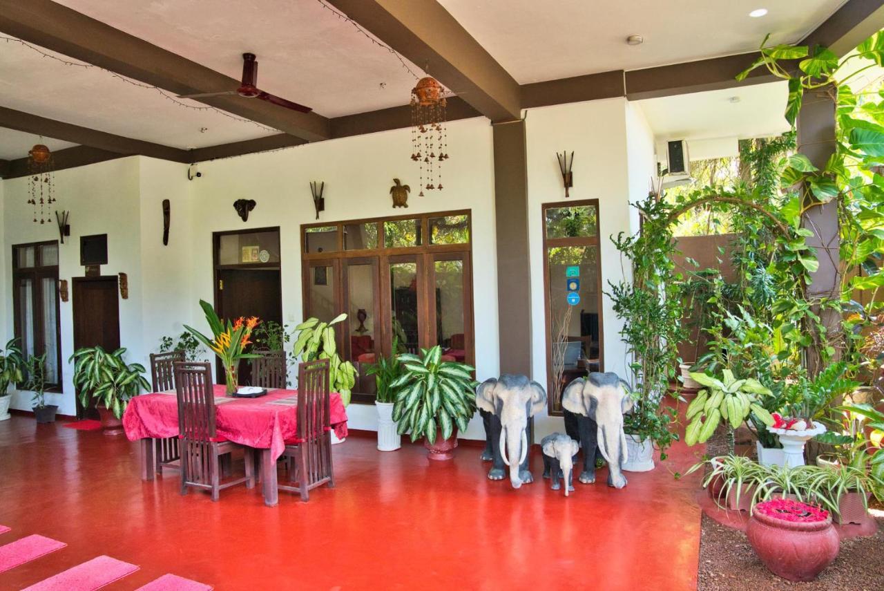 Sri Lancashire Guest House Bentota Bagian luar foto