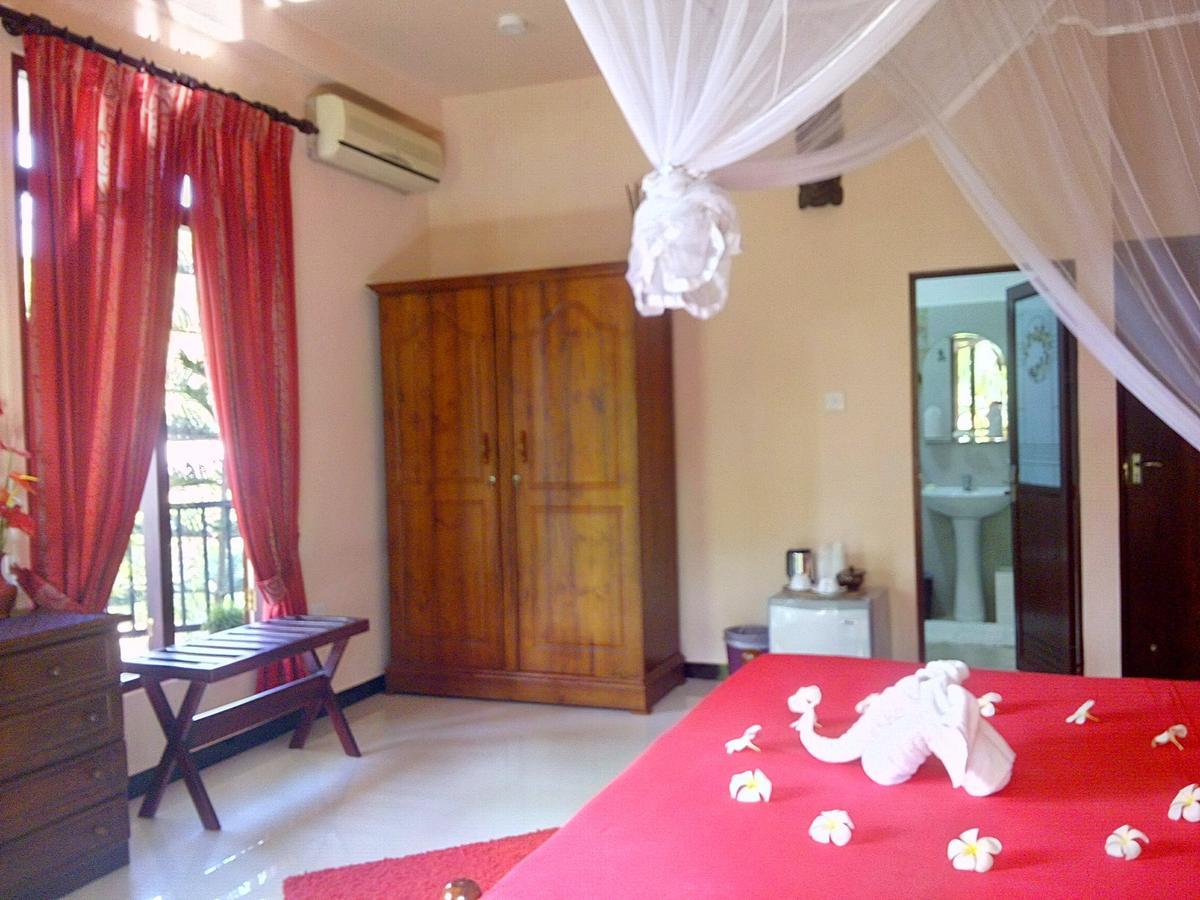 Sri Lancashire Guest House Bentota Bagian luar foto